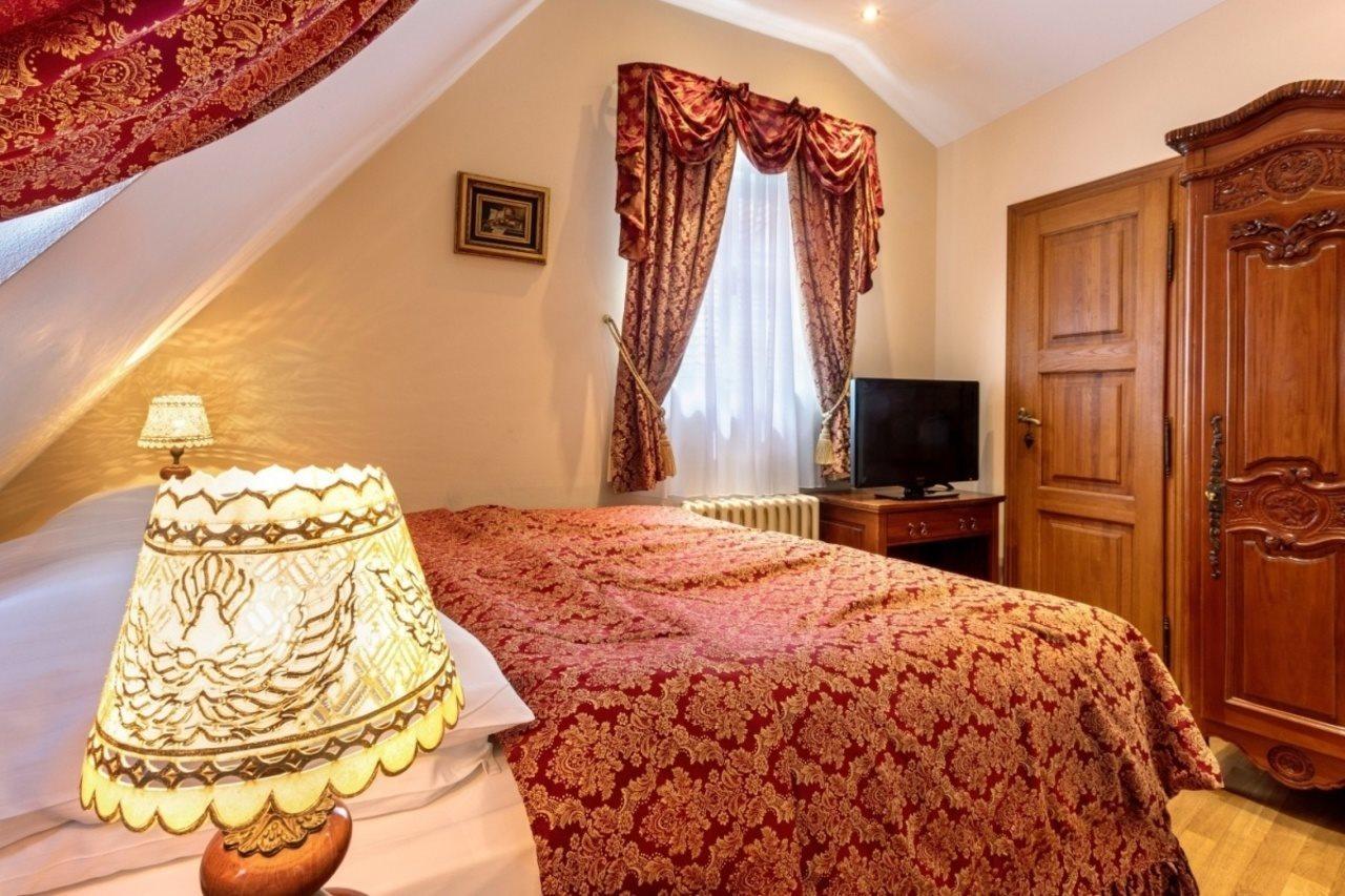 Hotel U Prince Prague By Bhg Екстериор снимка