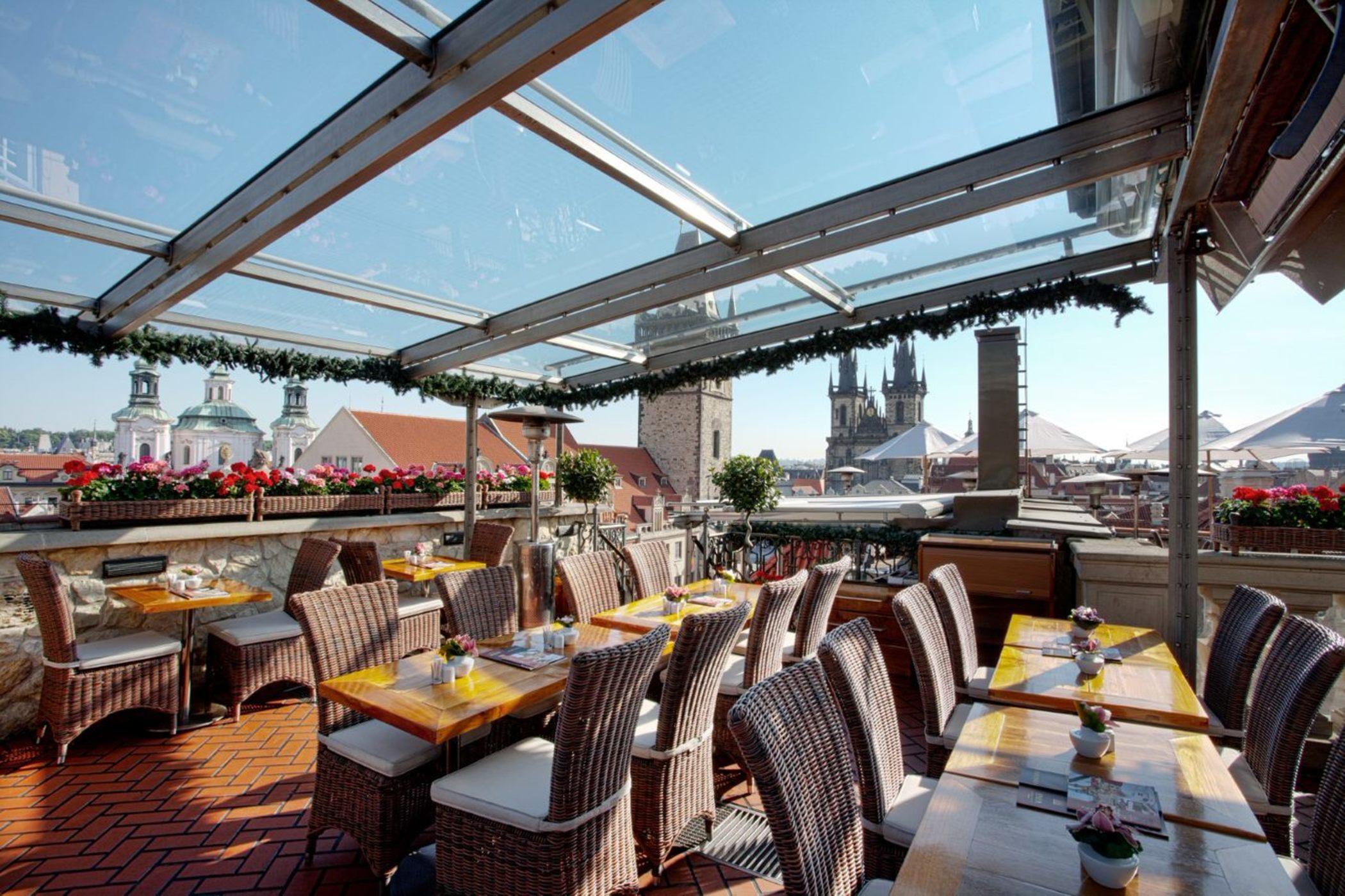 Hotel U Prince Prague By Bhg Екстериор снимка