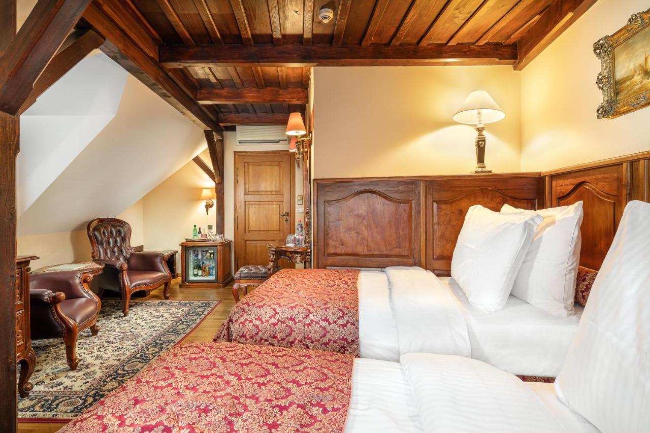 Hotel U Prince Prague By Bhg Екстериор снимка