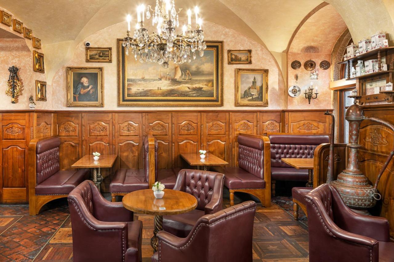 Hotel U Prince Prague By Bhg Екстериор снимка