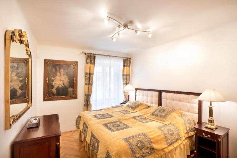 Hotel U Prince Prague By Bhg Екстериор снимка